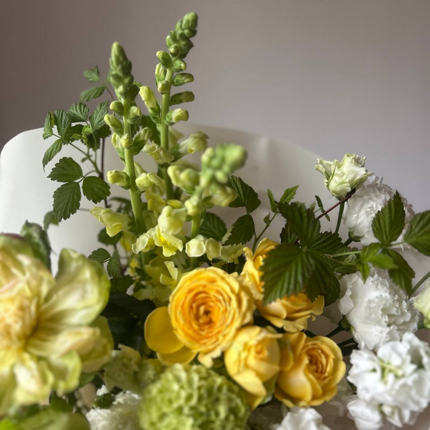 Авторский букет в зеленной гамме № 94