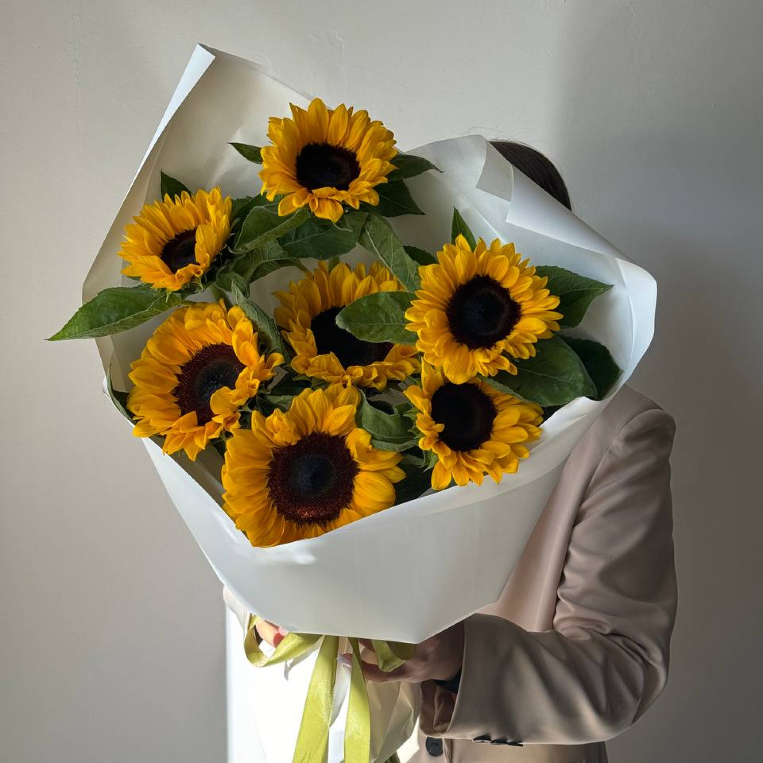 Букет из 7 подсолнухов