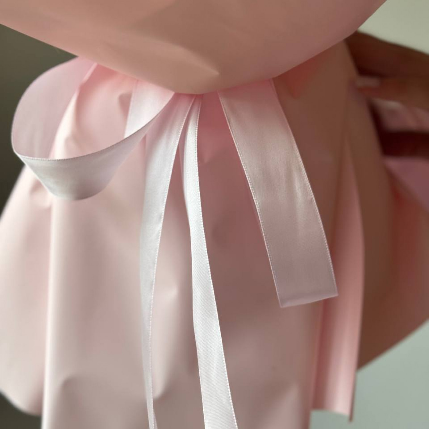 Монобукет из 9 розовых кустовых пионовиндных роз Сильва Пинк