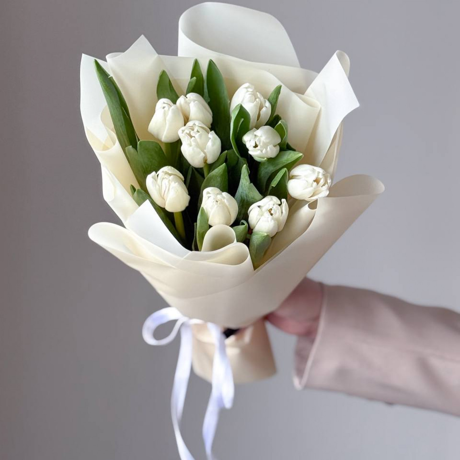 Монобукет из белых тюльпанов 223
