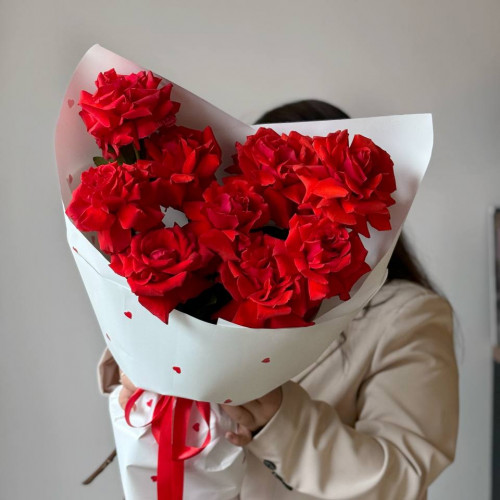 Монобукет из 9 красных французских роз Нина