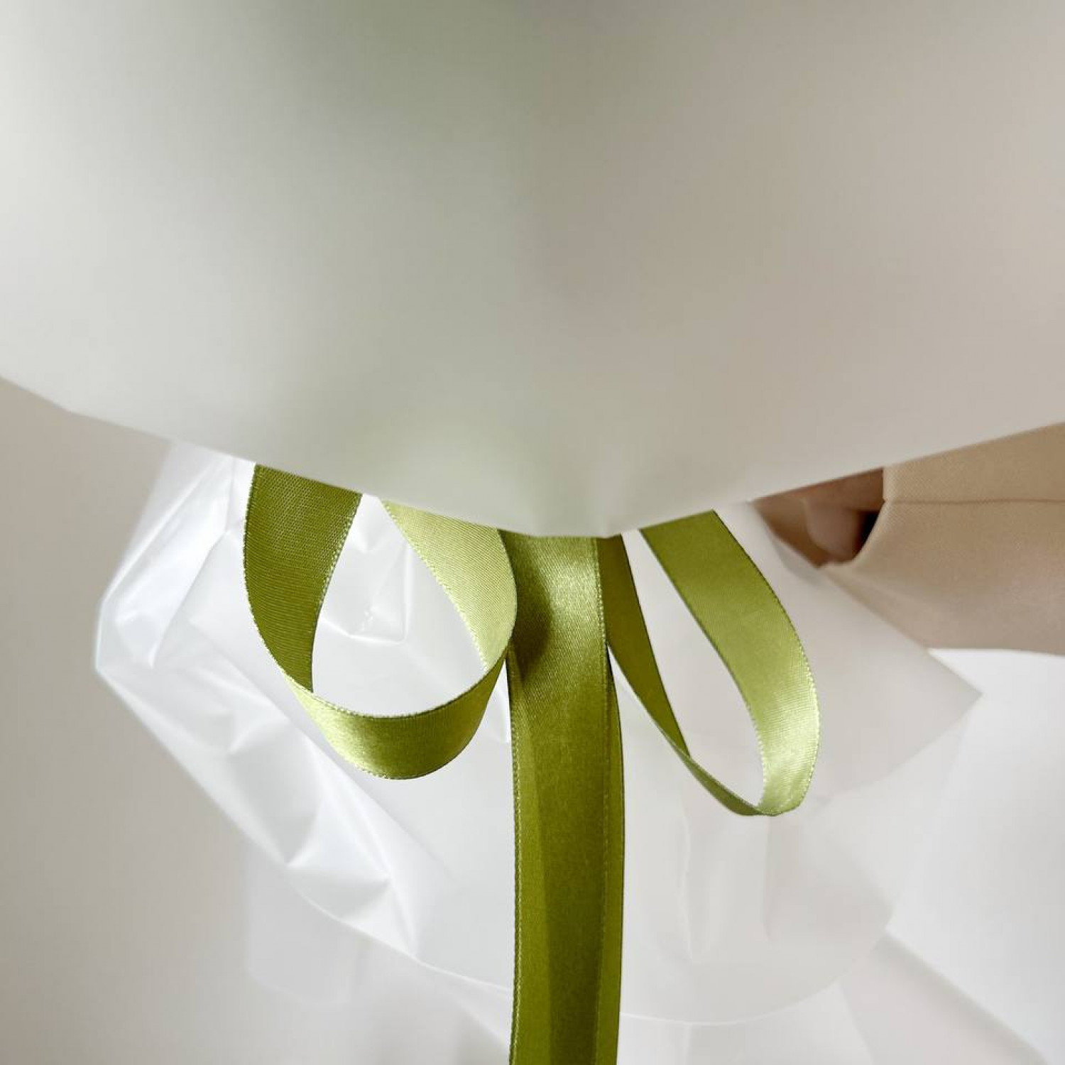 Летний букет из ромашковой хризантемы и ромашки №49