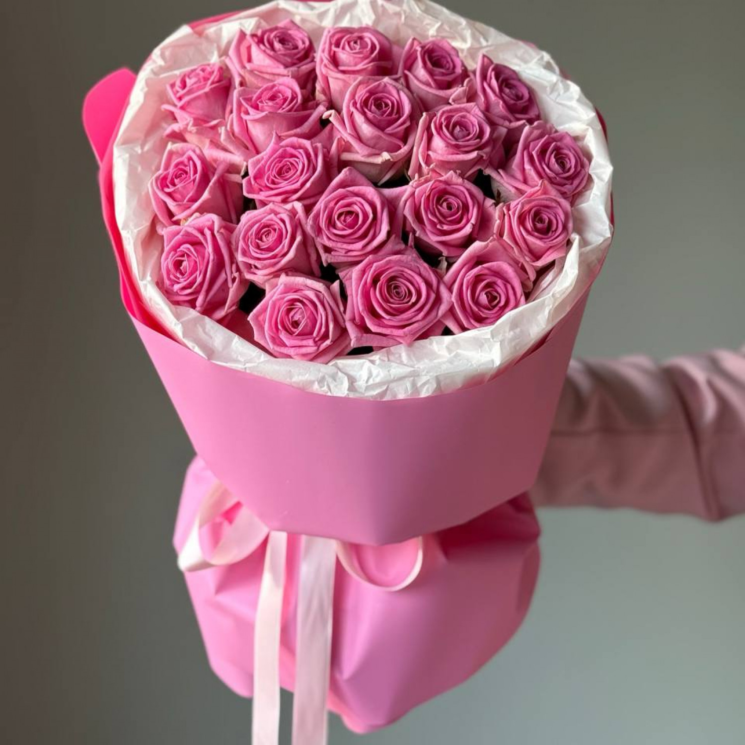 Монобукет из 19 розовых роз 263