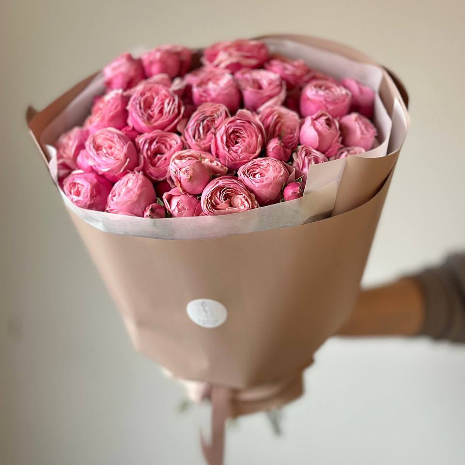 Монобукет из пионовидной розы Сильва