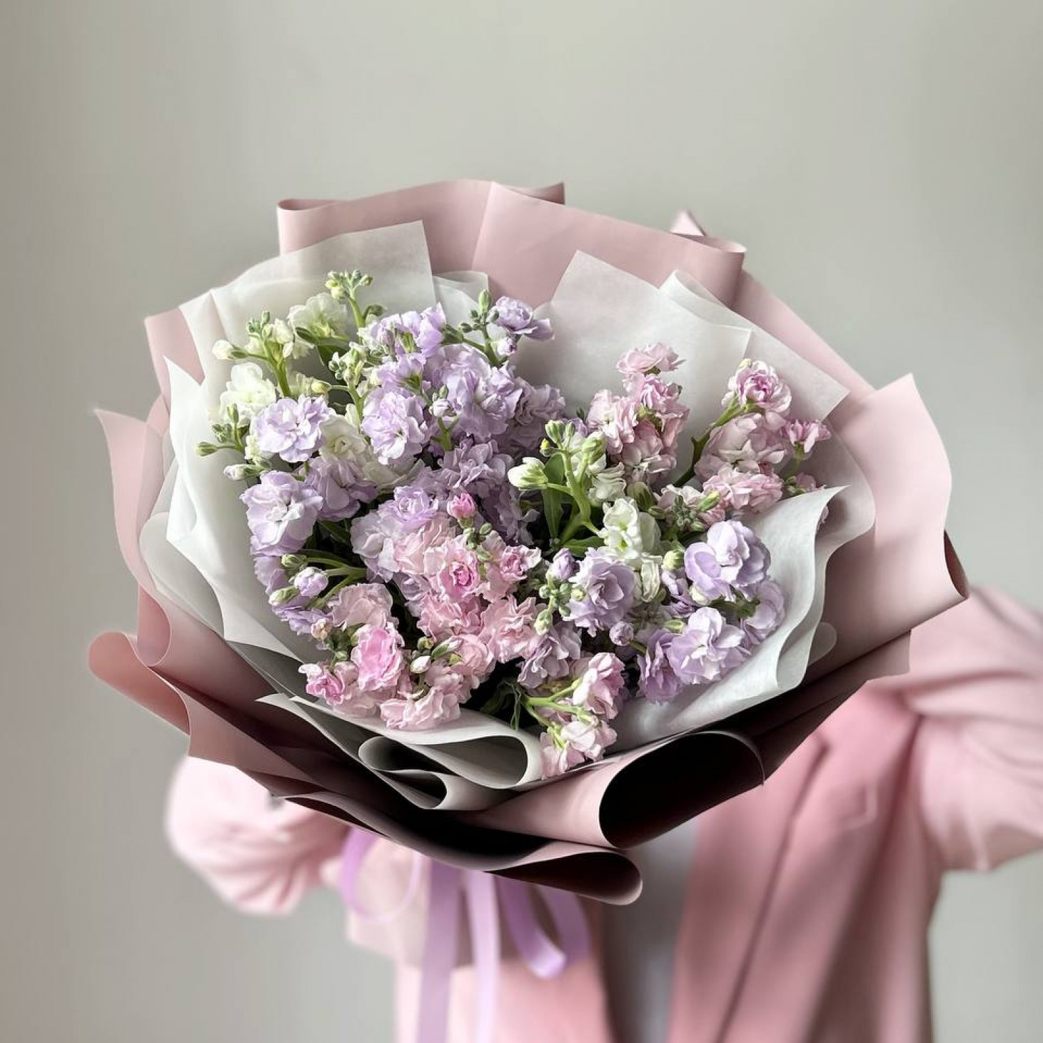 Ароматный букет из кустовой маттиолы №10