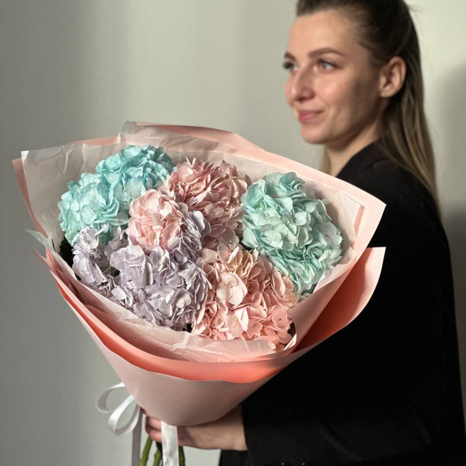 Монобукет из Гортензий микс